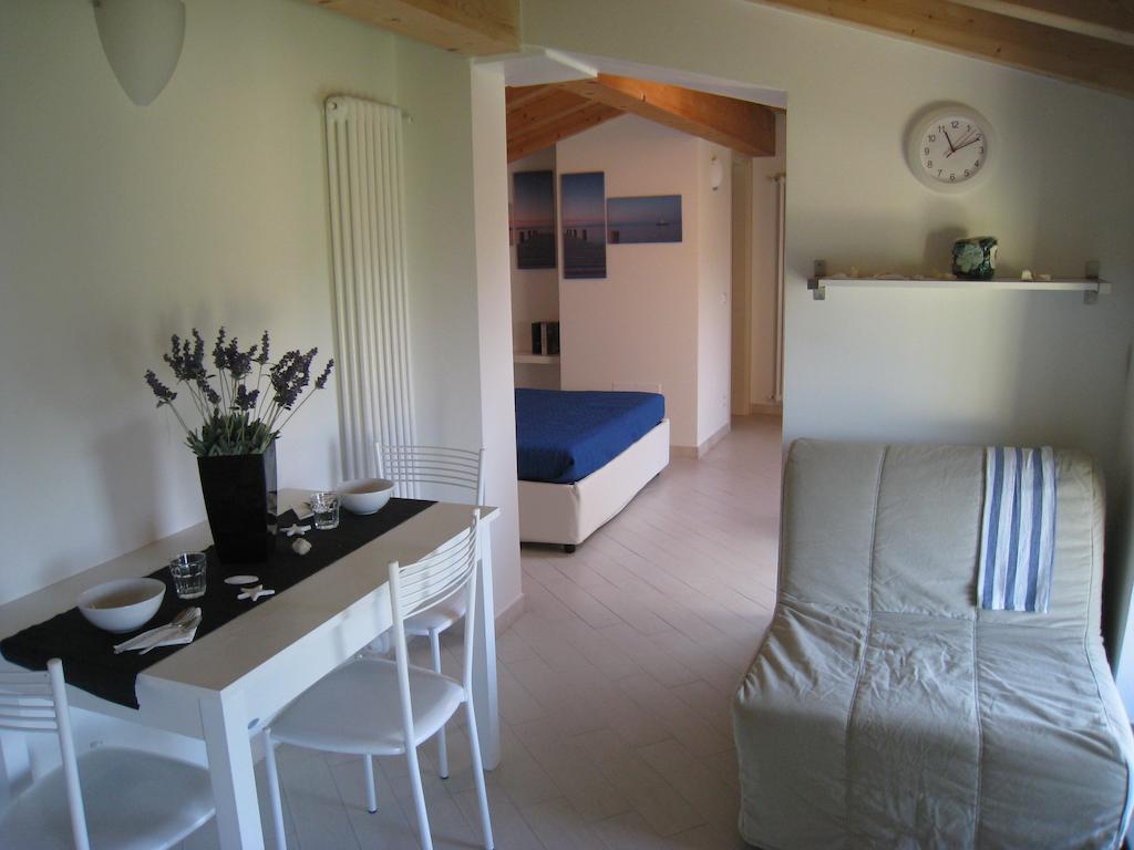 Casa Vacanze Albachiara Massa  Habitación foto